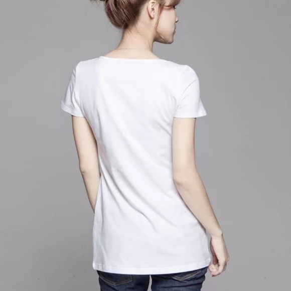 Dabbing unicorn graphic tee - Picture 2 of 4